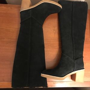 Ugg kasen tall size 6